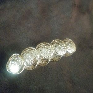 Gold stretchy bracelet